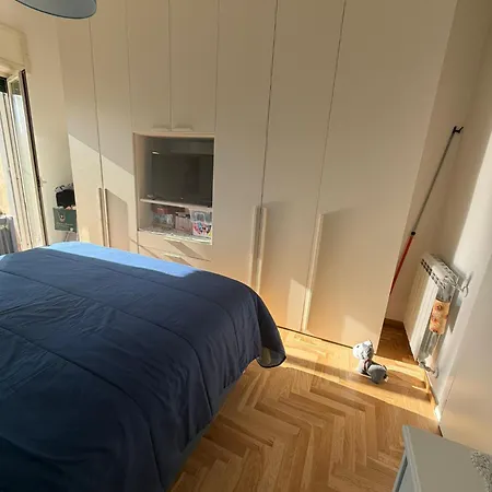 Salvator Rosa Πανσιόν *